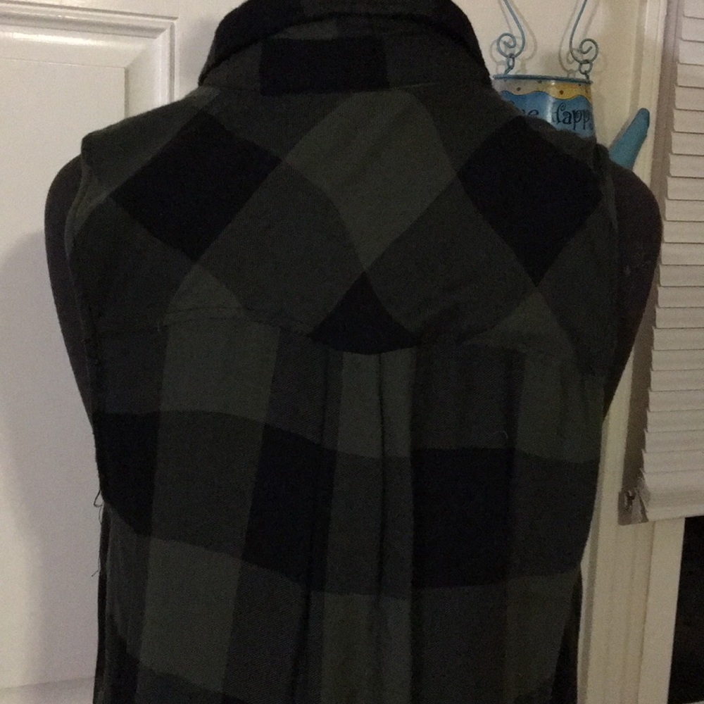 Duster Length Vest 1X - Picture 5 of 7